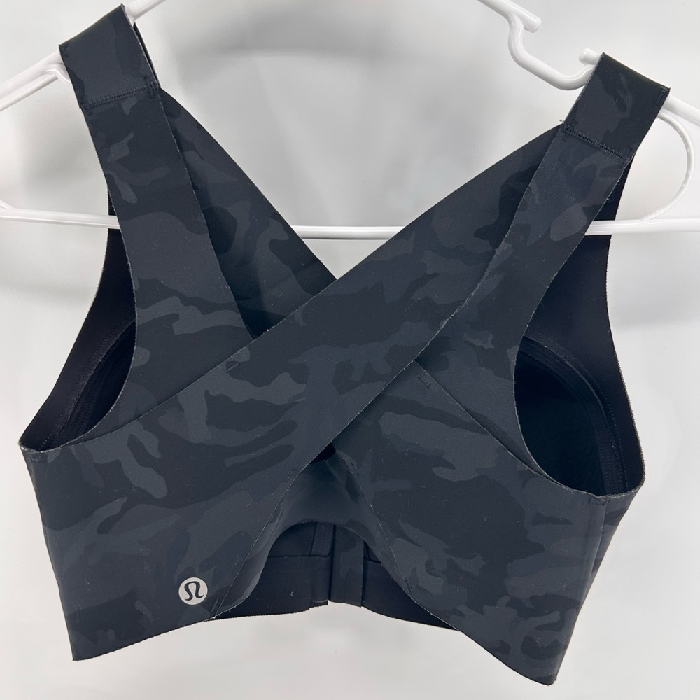 Lululemon Enlite Bra Zip Front | 32DD - Picture 2 of 3